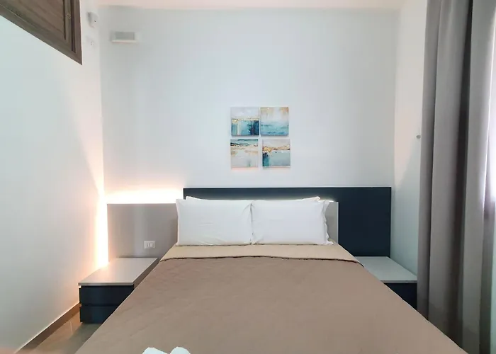 Mareluce By Interhome * 巴莱斯特拉泰